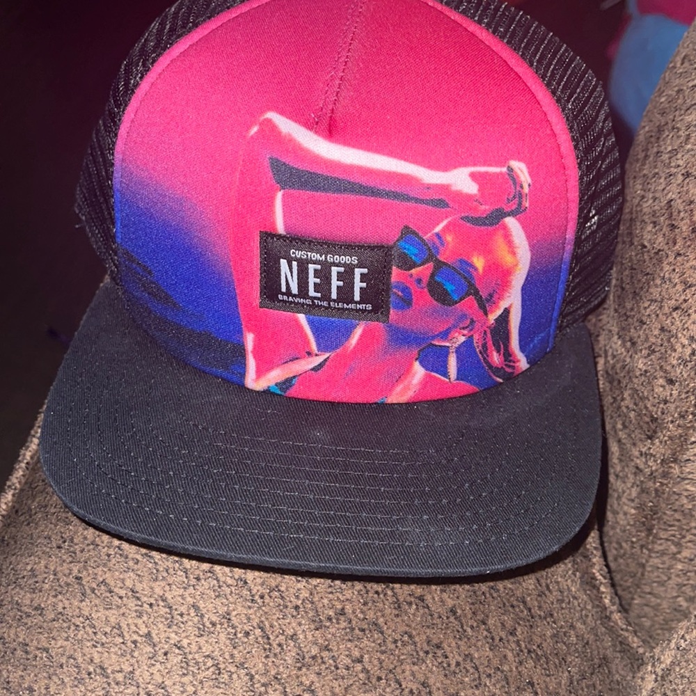 NEFF SNAPBACK